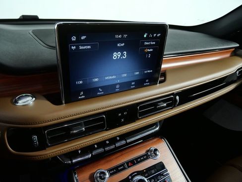 Certified 2024 Lincoln Aviator Reserve w/ Equipment Group 201A AWD/4WD image 20