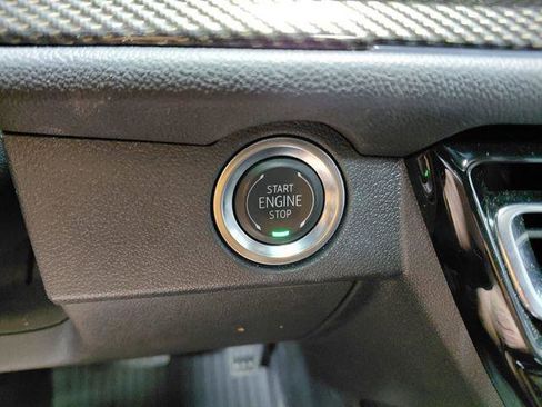 Used 2025 Chevrolet Traverse High Country w/ LPO, Floor Liner Package AWD/4WD image 65