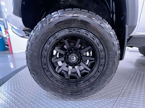 Used 2022 Toyota Tacoma TRD Pro AWD/4WD image 10