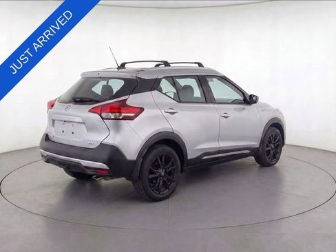 Used 2019 Nissan Kicks SR w/ SR Premium Package image 13