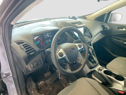 Used 2016 Ford Escape SE w/ Equipment Group 201A AWD/4WD image 7