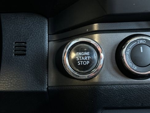 Used 2022 Toyota Tacoma TRD Sport image 21