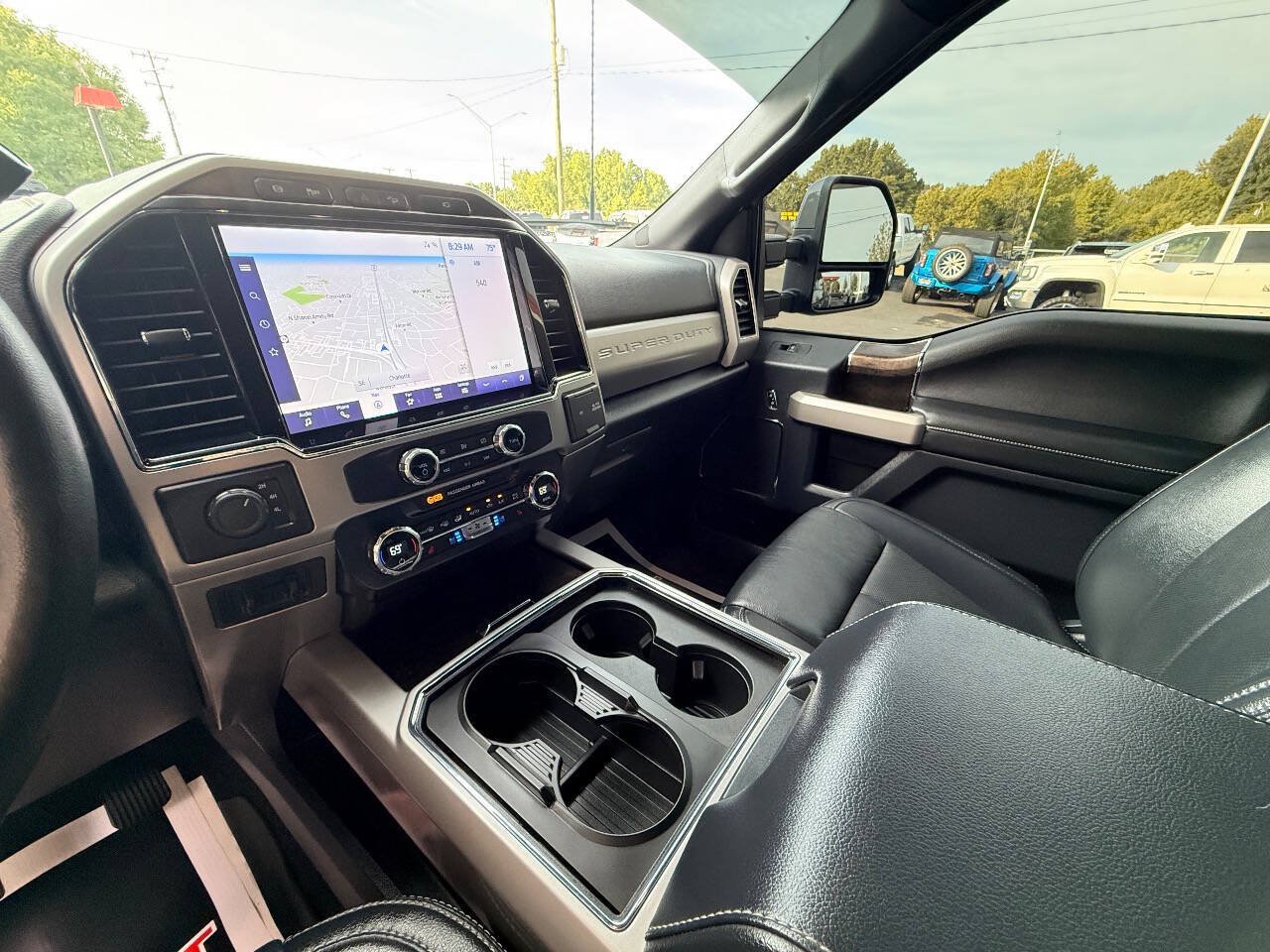 Used 2022 Ford F350 Lariat w/ Lariat Ultimate Package AWD/4WD image 32