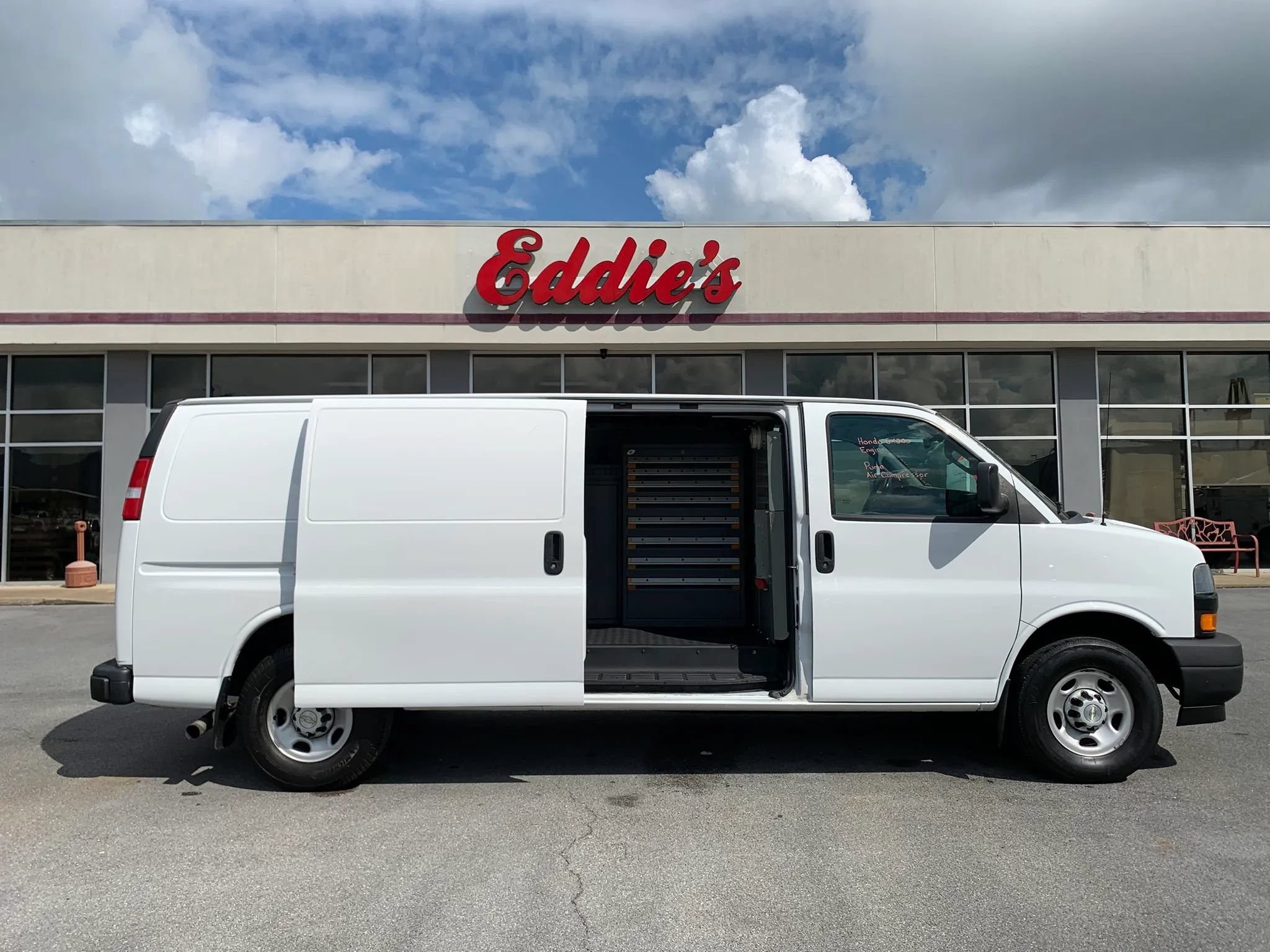 Used 2020 Chevrolet Express 3500 Extended w/ Driver Convenience Package RWD image 25