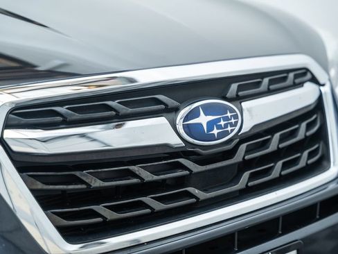 Used 2018 Subaru Forester 2.5i Limited AWD/4WD image 13