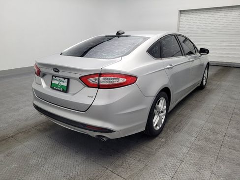 Used 2016 Ford Fusion SE FWD image 9