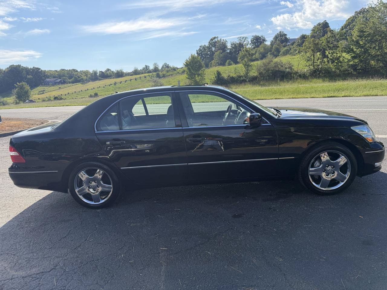 Used 2005 Lexus LS 430 RWD image 7