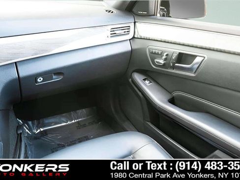 Used 2016 Mercedes-Benz E 350 4MATIC Wagon image 21