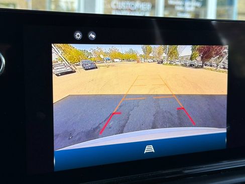 Used 2024 Honda Prologue Touring image 19