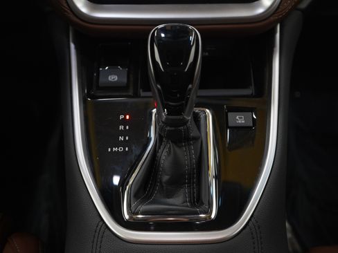 Used 2022 Subaru Outback Touring XT image 18