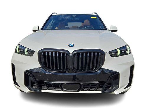 Used 2024 BMW X5 xDrive40i w/ M Sport Package AWD/4WD image 2