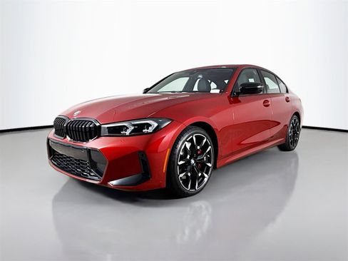 Used 2025 BMW 330i Sedan w/ M Sport Package image 3