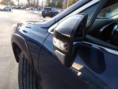 Used 2023 Subaru Outback Limited image 4