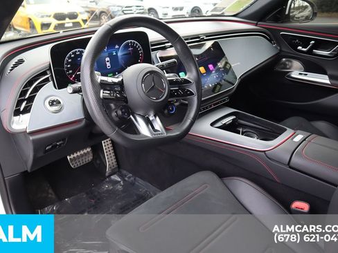 Used 2025 Mercedes-Benz E 53 AMG e 4MATIC Sedan image 9