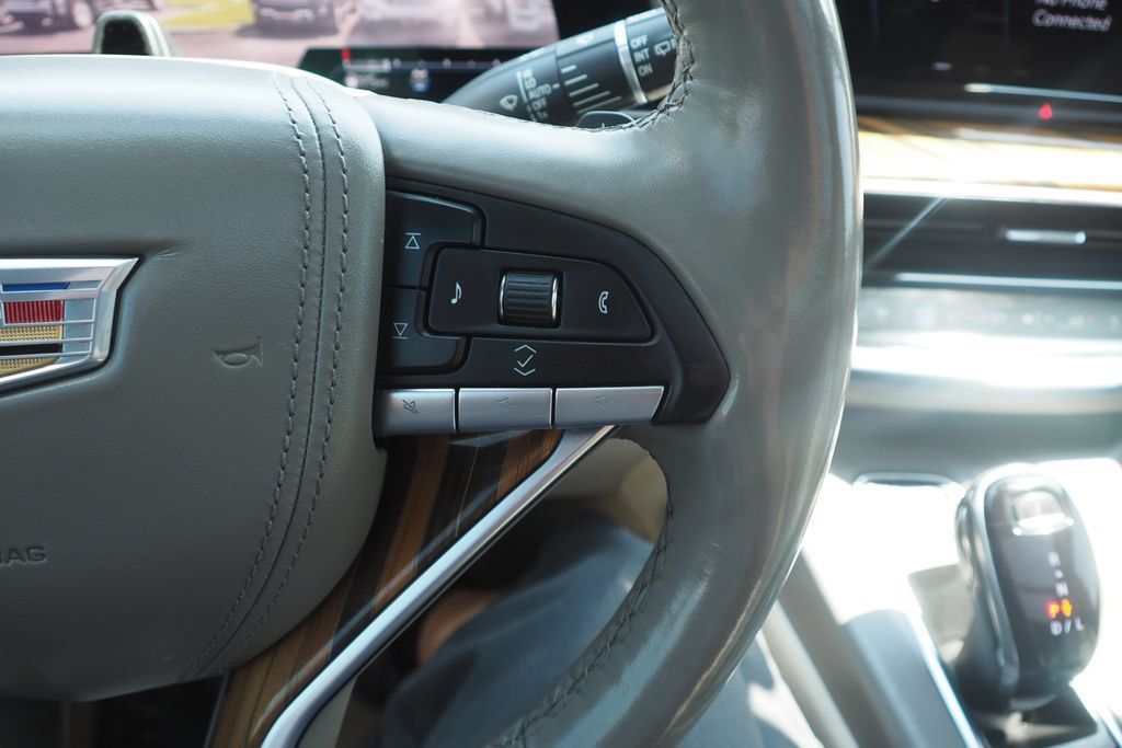 Used 2021 Cadillac Escalade ESV Sport Platinum w/ Heavy-Duty Trailer Package AWD/4WD image 30