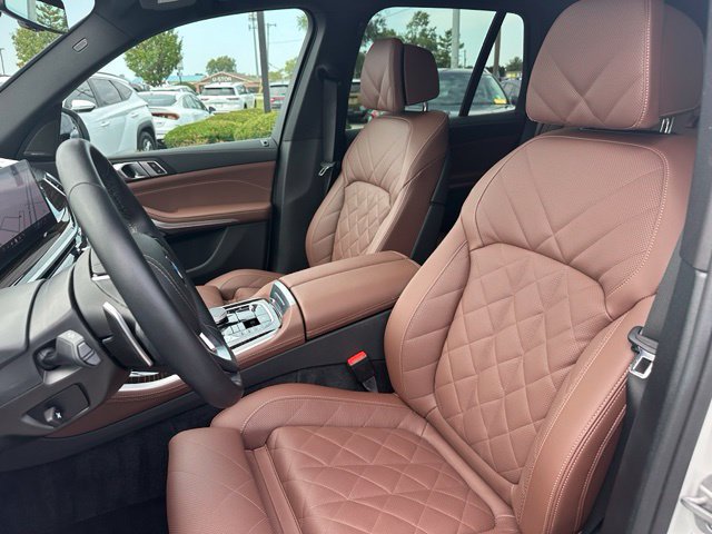 Certified 2026 BMW X5 xDrive50e w/ Climate Comfort Package AWD/4WD image 30