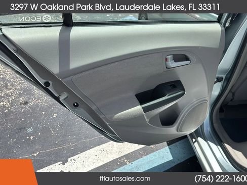 Used 2012 Honda Insight LX image 24