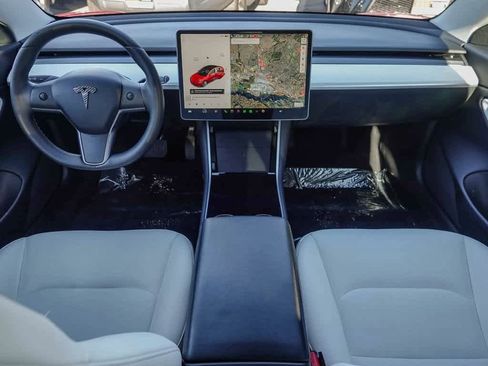 Used 2020 Tesla Model 3 Long Range image 10