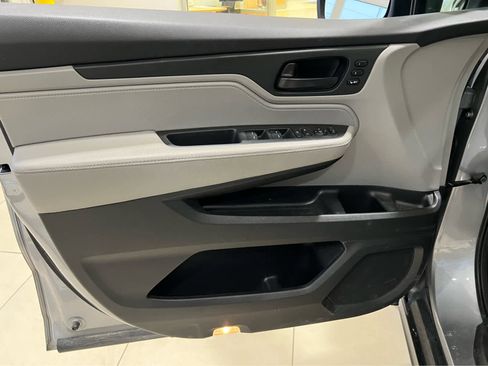 Used 2019 Honda Odyssey EX-L image 13
