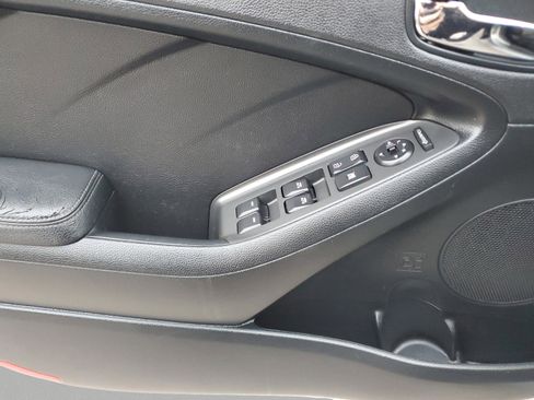 Used 2015 Kia Forte EX image 17
