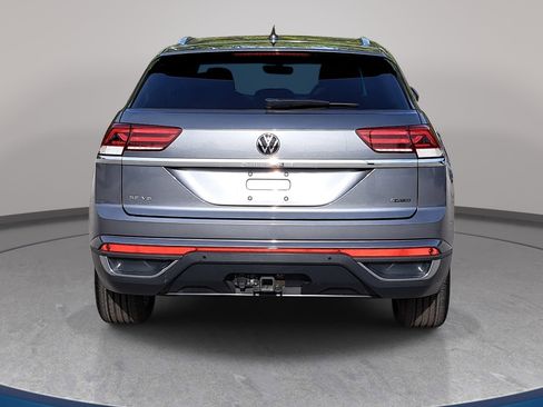 Certified 2023 Volkswagen Atlas Cross Sport SE w/ Panoramic Sunroof Package AWD/4WD image 6