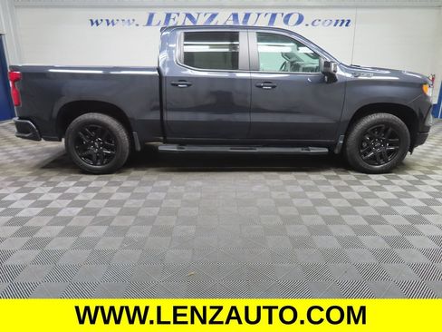 Used 2024 Chevrolet Silverado 1500 RST AWD/4WD image 2