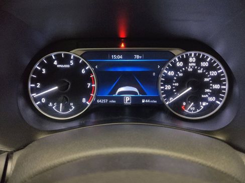 Used 2024 Nissan Sentra SV FWD image 23