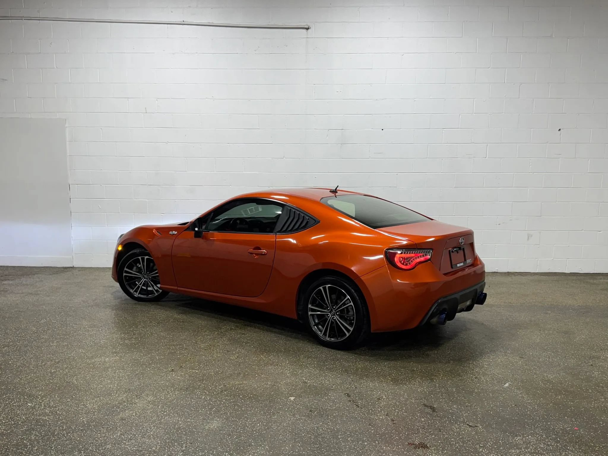 Used 2013 Scion FR-S RWD image 4