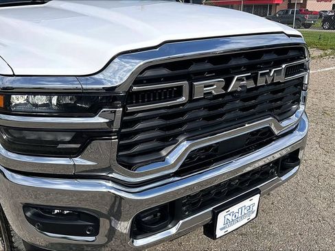 Used 2025 RAM 2500 Lone Star AWD/4WD image 29