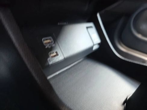 Used 2019 Honda HR-V Sport image 34
