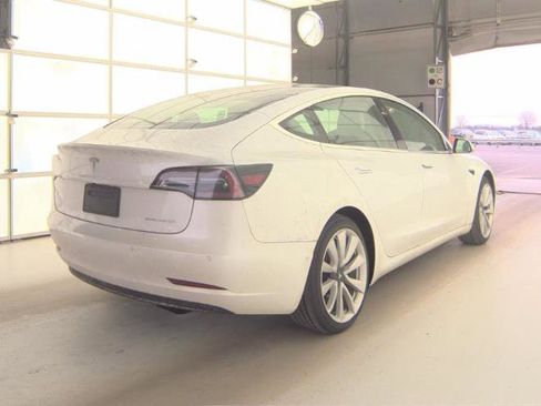 Used 2019 Tesla Model 3 Performance image 5