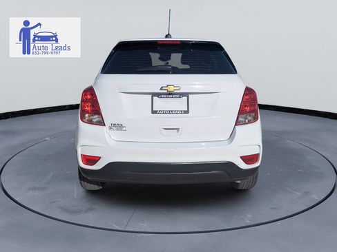 Used 2017 Chevrolet Trax LS image 7
