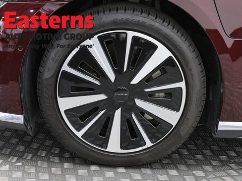 Used 2024 Lucid Air Pure RWD image 29