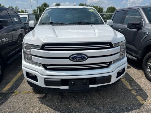 Used 2019 Ford F150 Lariat w/ Equipment Group 502A Luxury AWD/4WD image 26