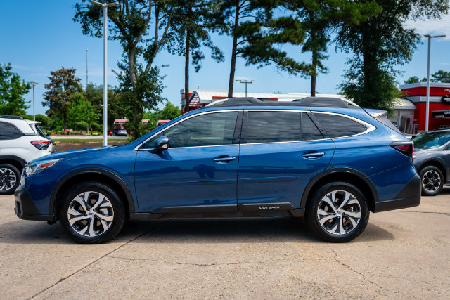 Used 2021 Subaru Outback Touring AWD/4WD image 2