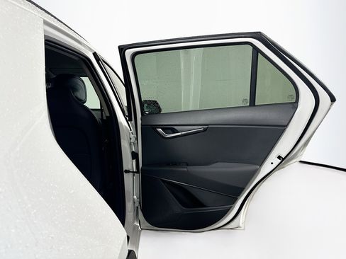 Used 2023 Kia Niro Wind w/ Wind Preserve Package FWD image 31