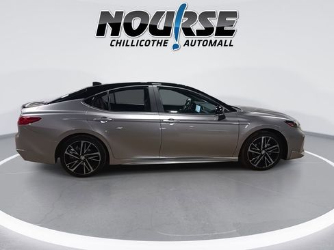 Used 2025 Toyota Camry XSE image 9