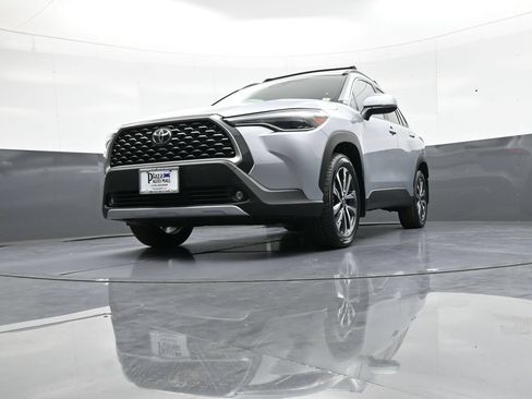 Certified 2023 Toyota Corolla Cross XLE w/ Convenience Package AWD/4WD image 26