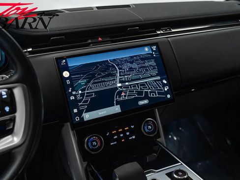 Used 2023 Land Rover Range Rover SE image 36