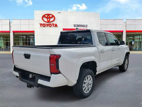 New 2025 Toyota Tacoma SR5 image 3