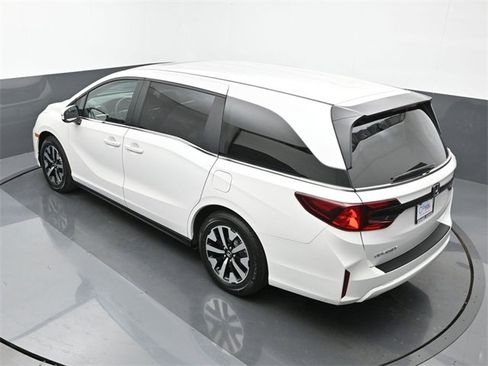 Used 2025 Honda Odyssey EX-L image 14