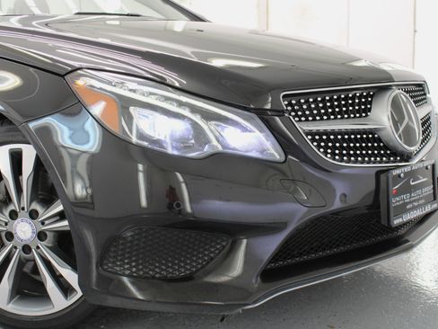 Used 2016 Mercedes-Benz E 400 Cabriolet w/ Premium 3 Package image 23