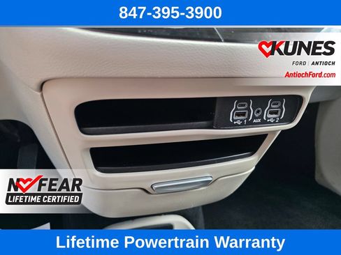 Used 2023 Chrysler Voyager LX FWD image 46