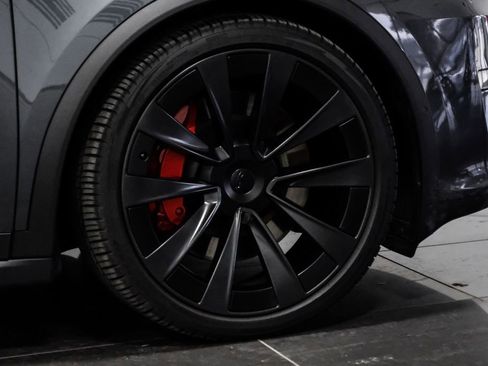 Used 2022 Tesla Model X image 50