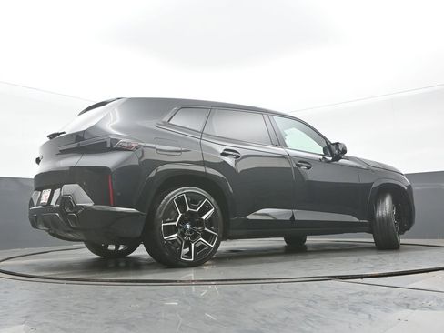 Used 2023 BMW XM AWD/4WD image 34