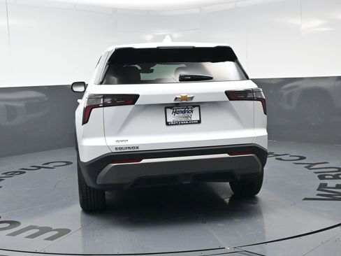 Certified 2025 Chevrolet Equinox LT w/ Safety and Technology Package image 8