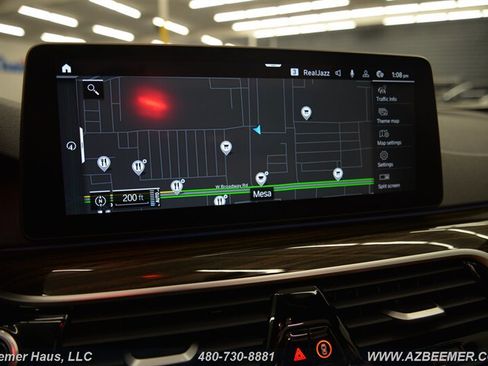 Used 2022 BMW 530e w/ Premium Package image 29