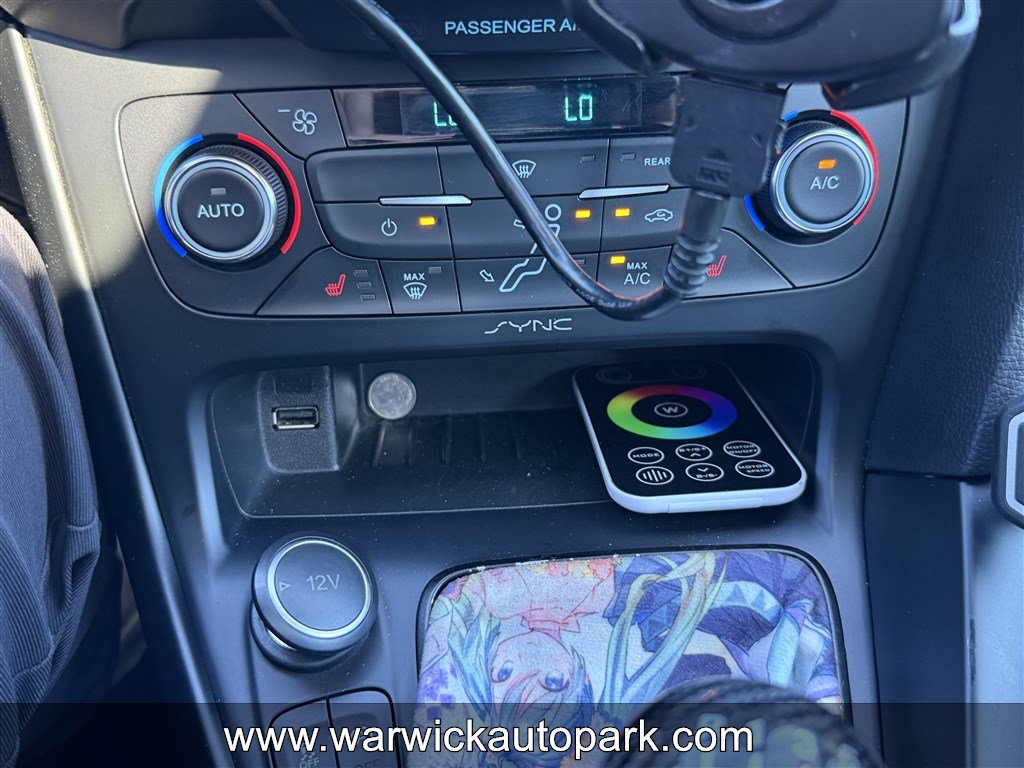 Used 2017 Ford Focus RS AWD/4WD image 9