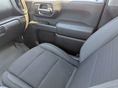 Certified 2025 Chevrolet Silverado 2500 Custom w/ Custom Value Package image 13