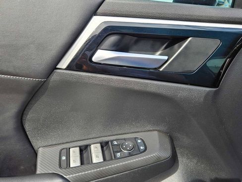 Used 2022 Mitsubishi Outlander SE image 26